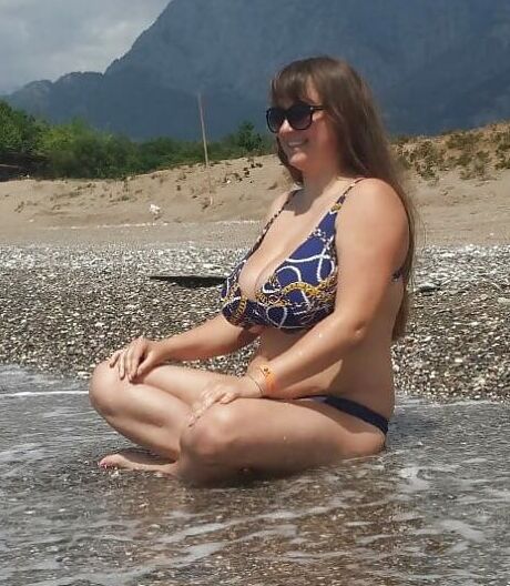Nice MILF with big tits