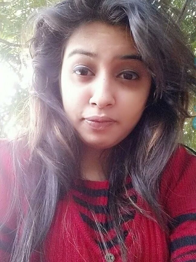 Unknown Desi Girl (Nudes)