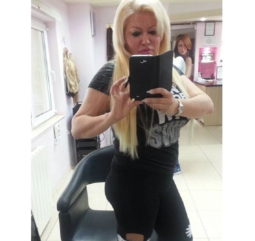 ROU ROMANIAN MILFS SLUT MOM IS A ESCORT IN THE US