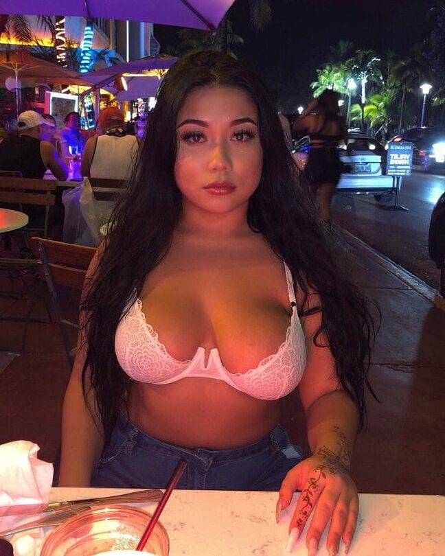 Niki Hughes