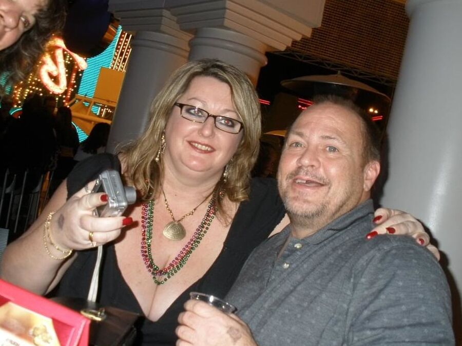 Older and hot (Night out)