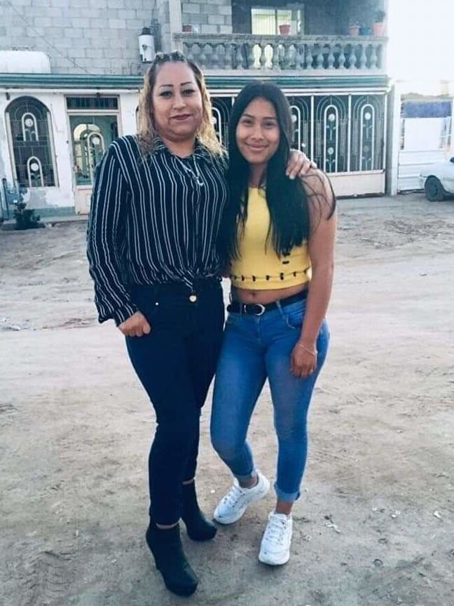 Hot mature housewives looking for huge cocks