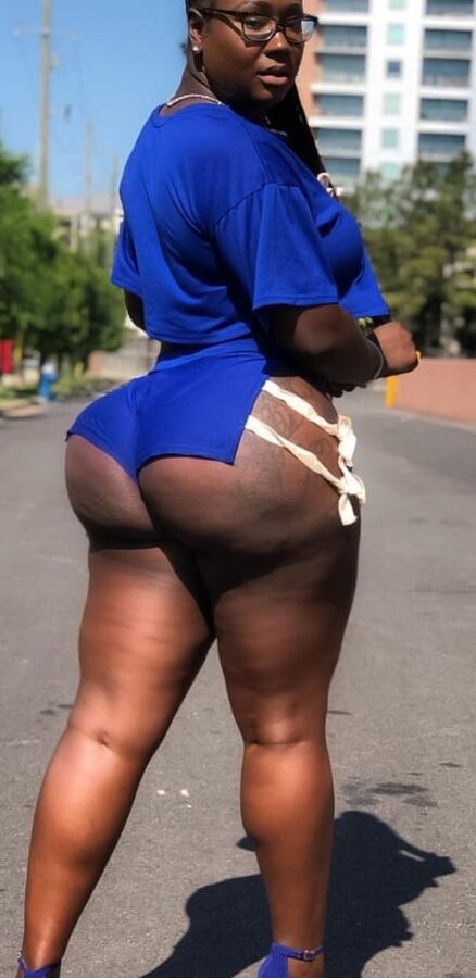 bigbootyebony