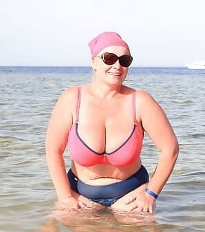Heavy mature tits