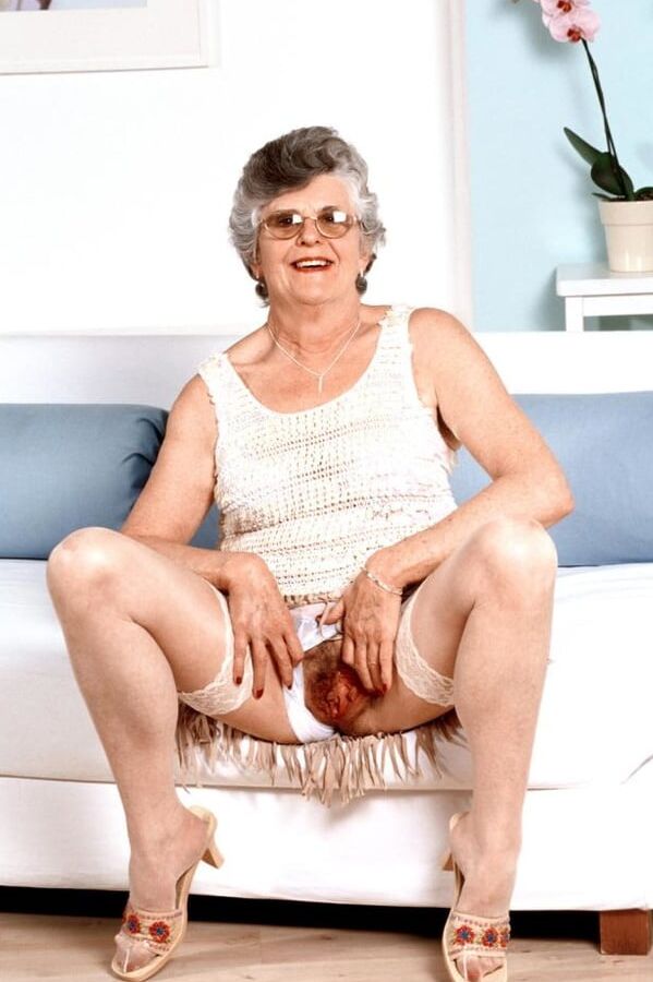 Granny Steph Dumont