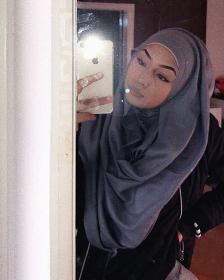 Salope voilees a detruire hijab slut