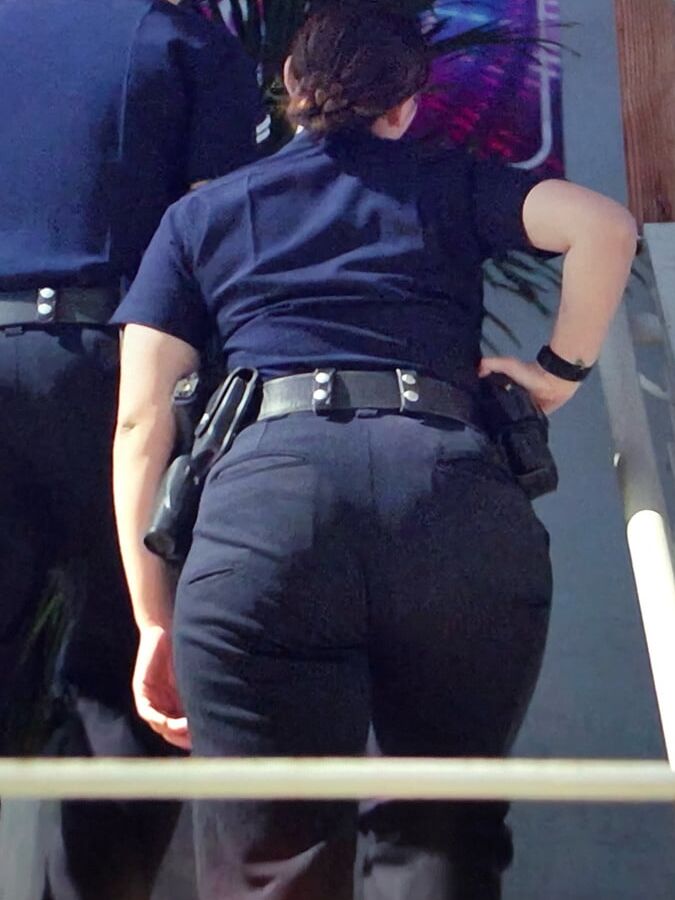 women in uniform