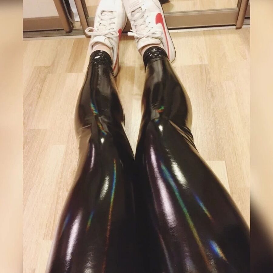 Latex Girls