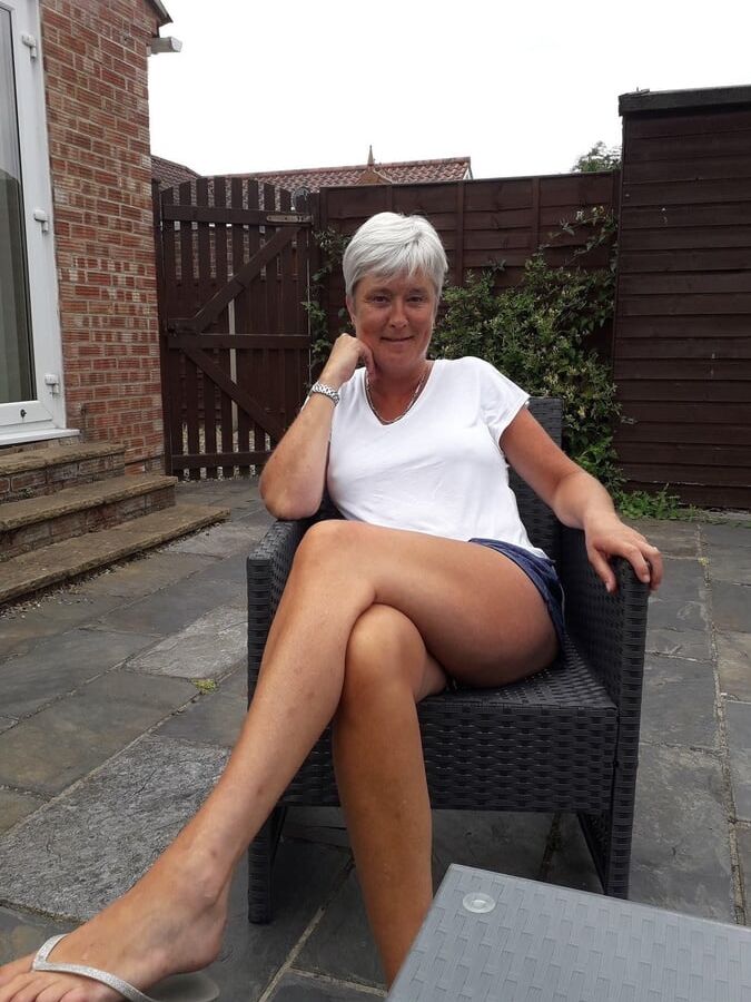 Attractive Grey, Silver haired Milfs, Gilfs, None Nude