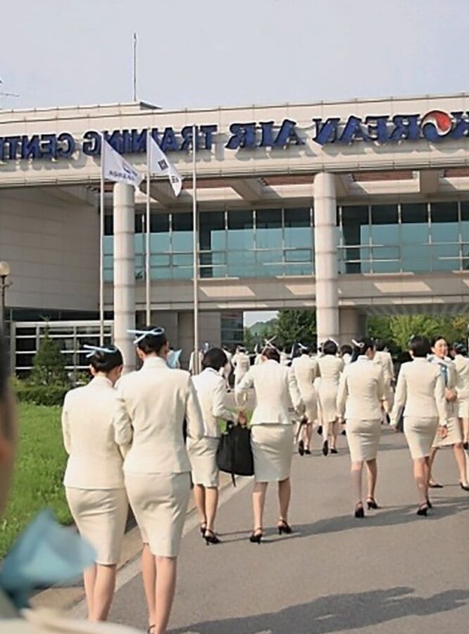 Korean air hostesses