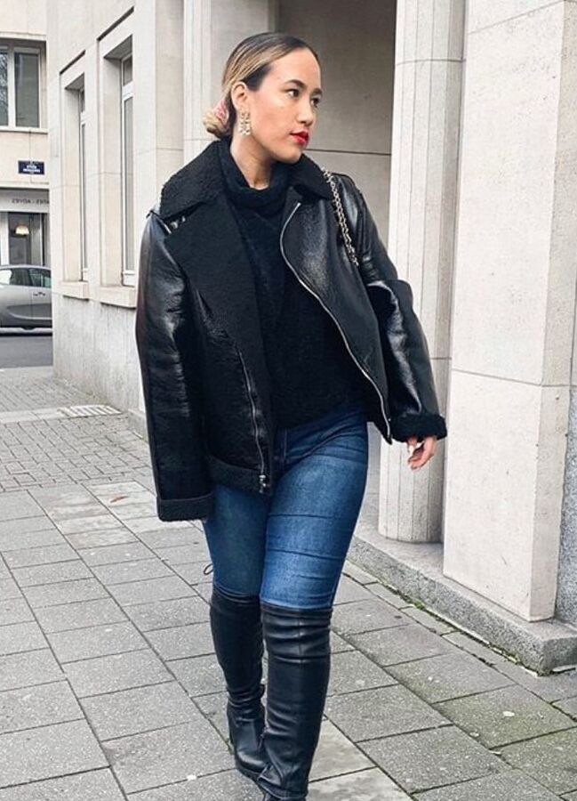 Insta Milfs &amp; Gilfs Wearing Boots no.