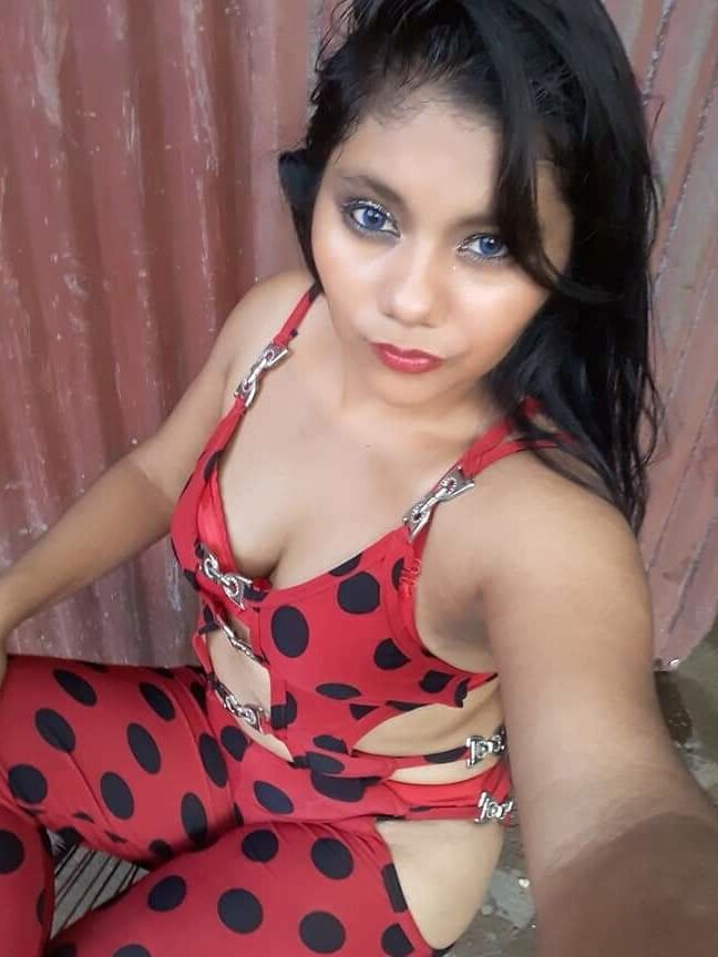 Mariela, a sexy mature, dirty, bitch and perverse to fuck