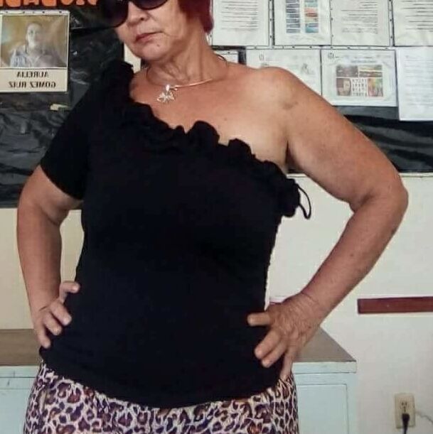 BBW granny big ass rica abuela culona y tetona manda pack
