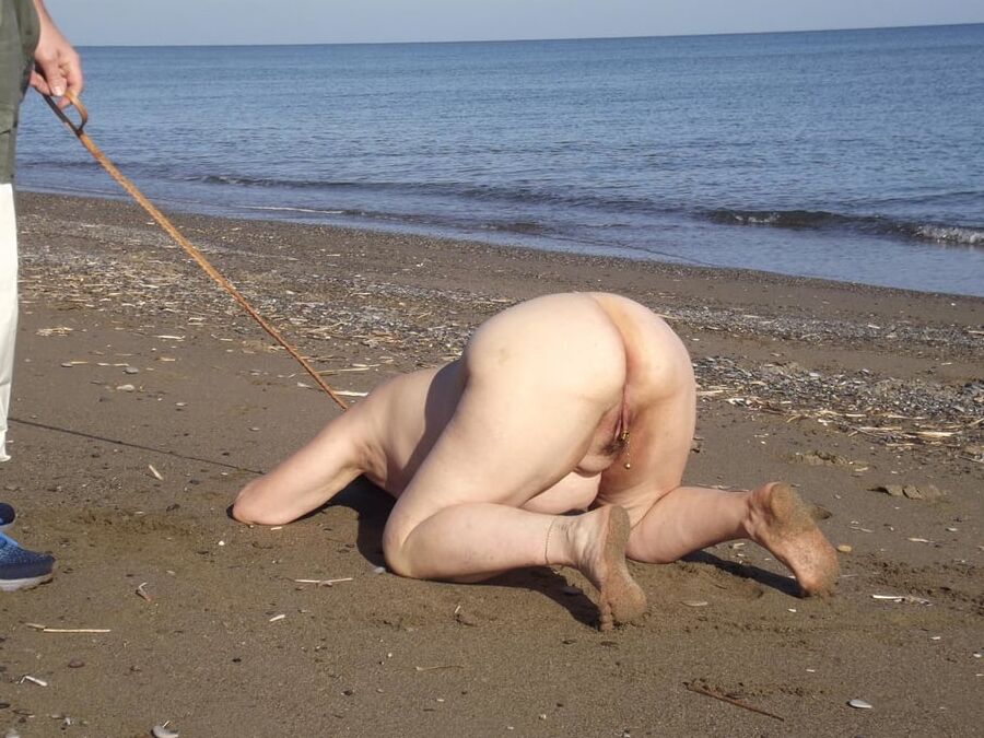 Corinna: a sunny autumn day on the beach