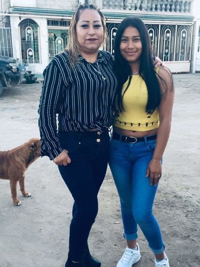 Hot mature housewives looking for huge cocks