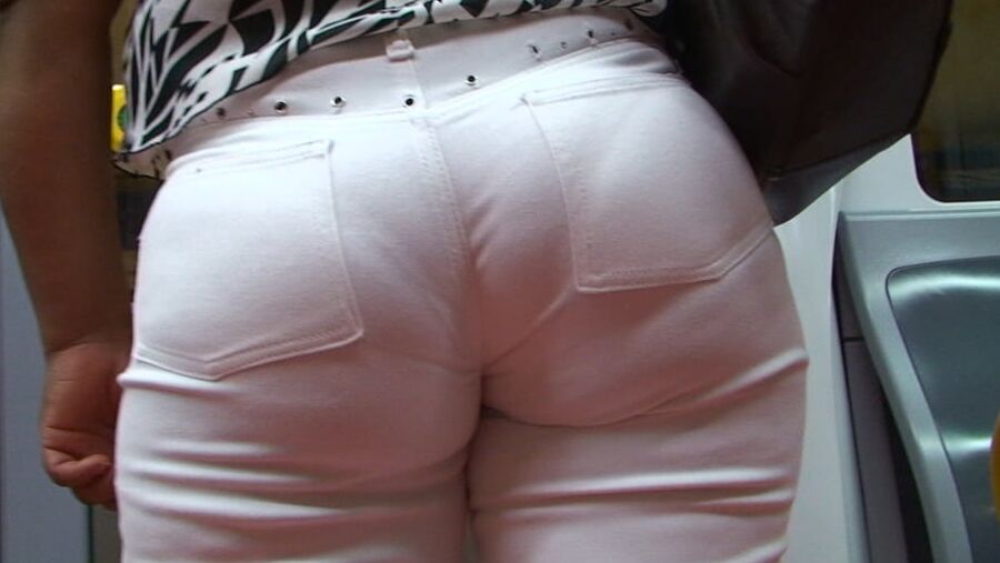 hungry ass in tight jeans