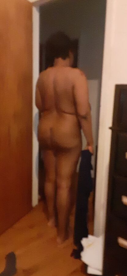CORONAVIRUS buttnaked