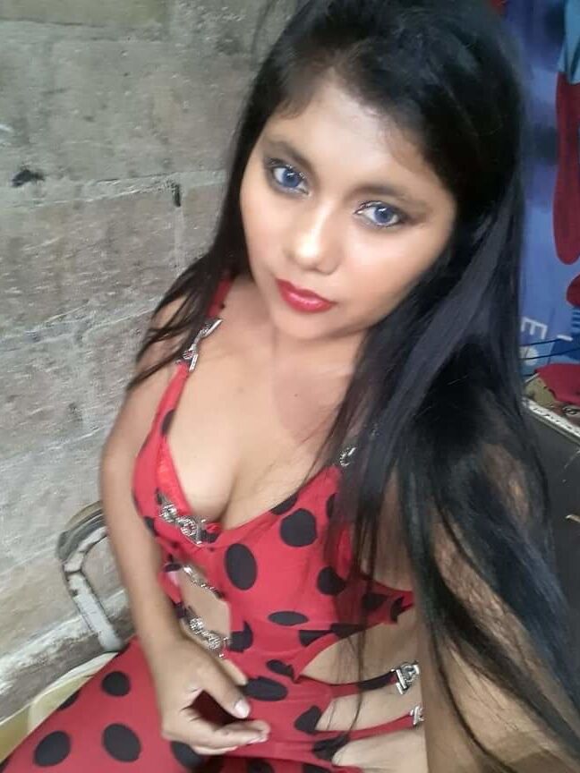 Mariela, a sexy mature, dirty, bitch and perverse to fuck