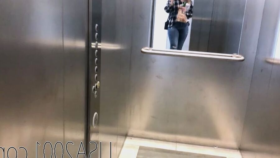 Lisa Gurke in Teen Pussy! :) Mein geilstes Video im Bild