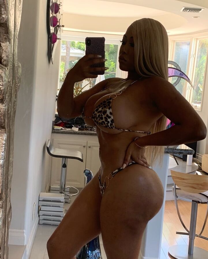 DREAM BBW - MORIAH MILLS
