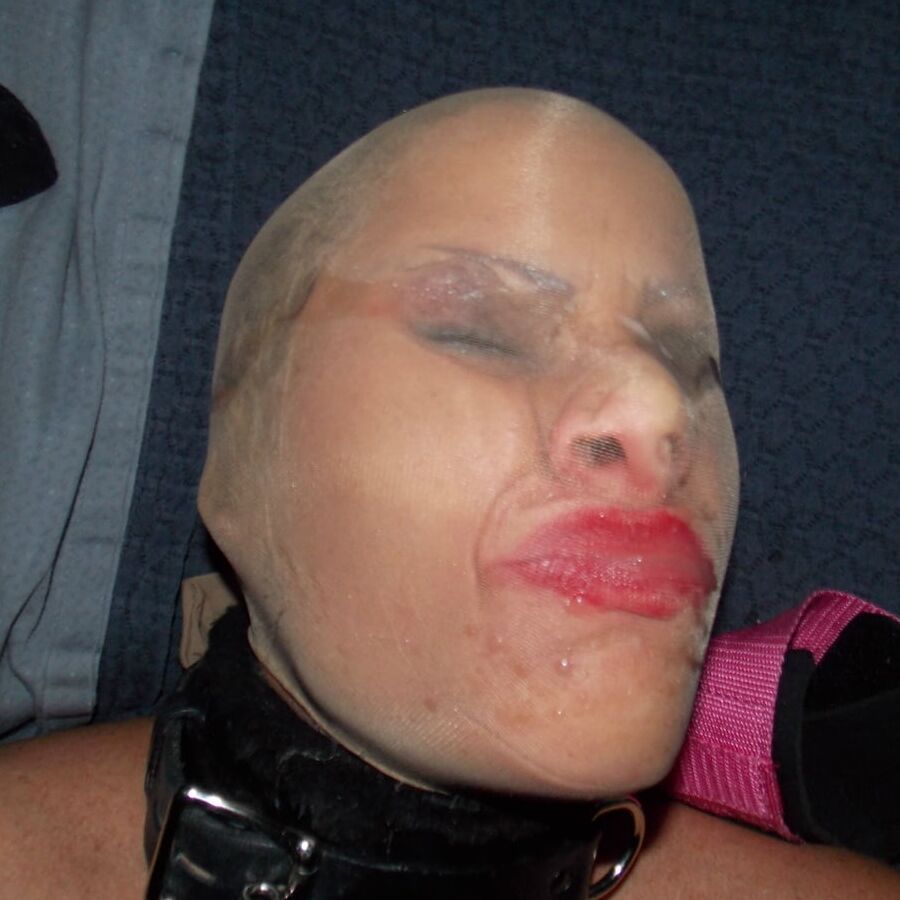 Pantyhosed Maksed Pig