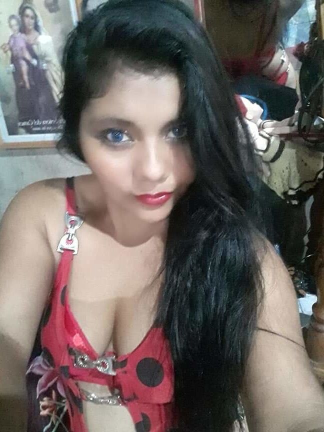 Mariela, a sexy mature, dirty, bitch and perverse to fuck
