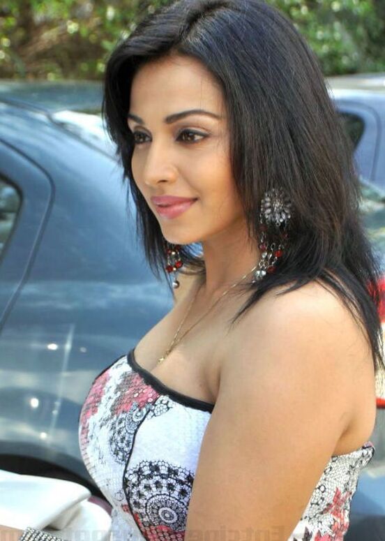 ASHA SAINI