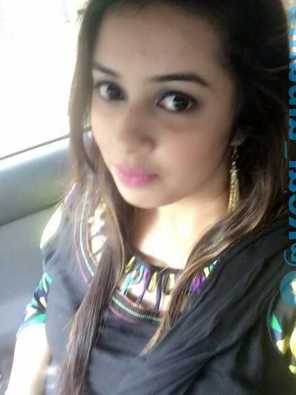 Unknown Desi Girl (Nudes)