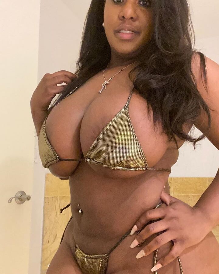 Big ass n Big Tits