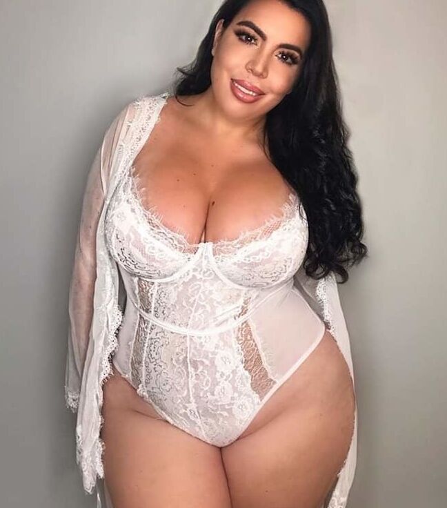 hot latinas