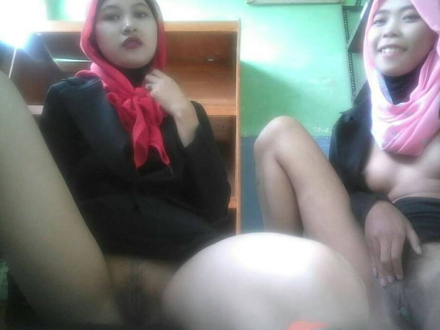 Duo Hijab