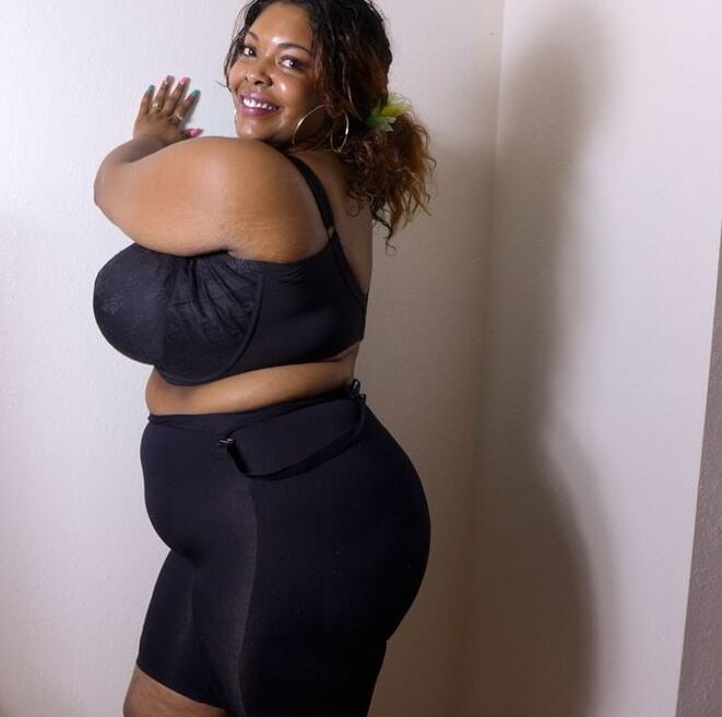 Bbw mix (Black big boobs)