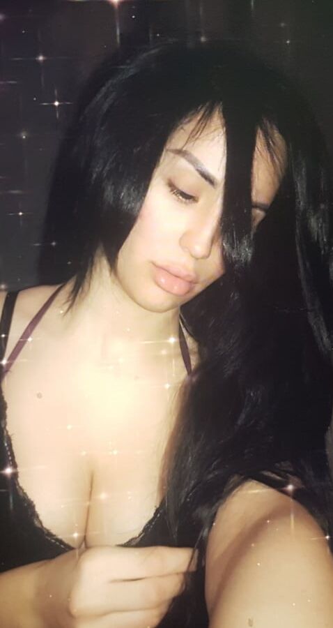 Maroccan girl stolen nude,s