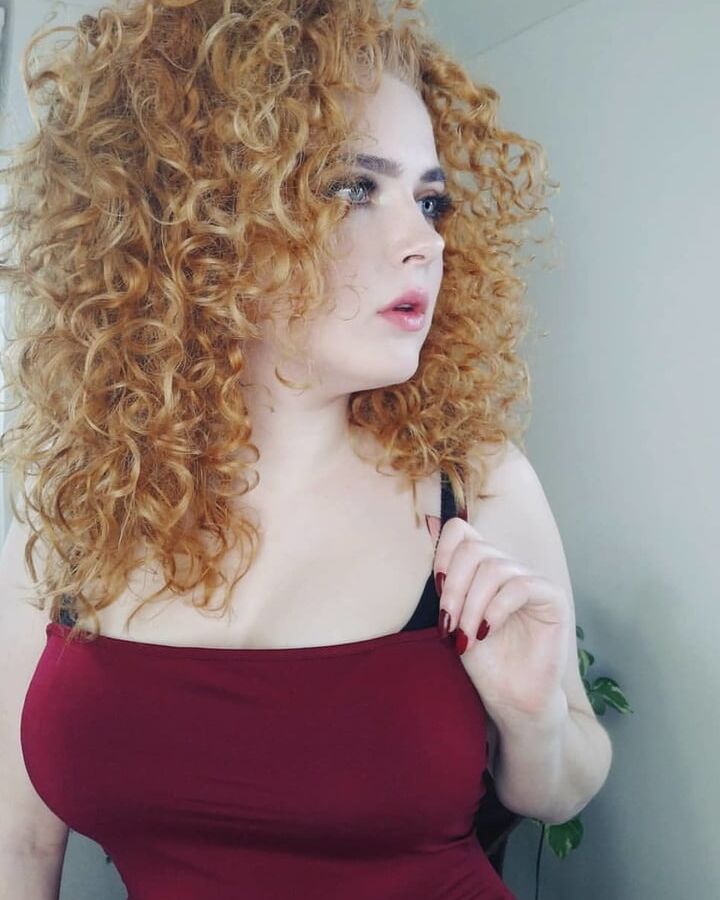 Curly Redhead Fabienne