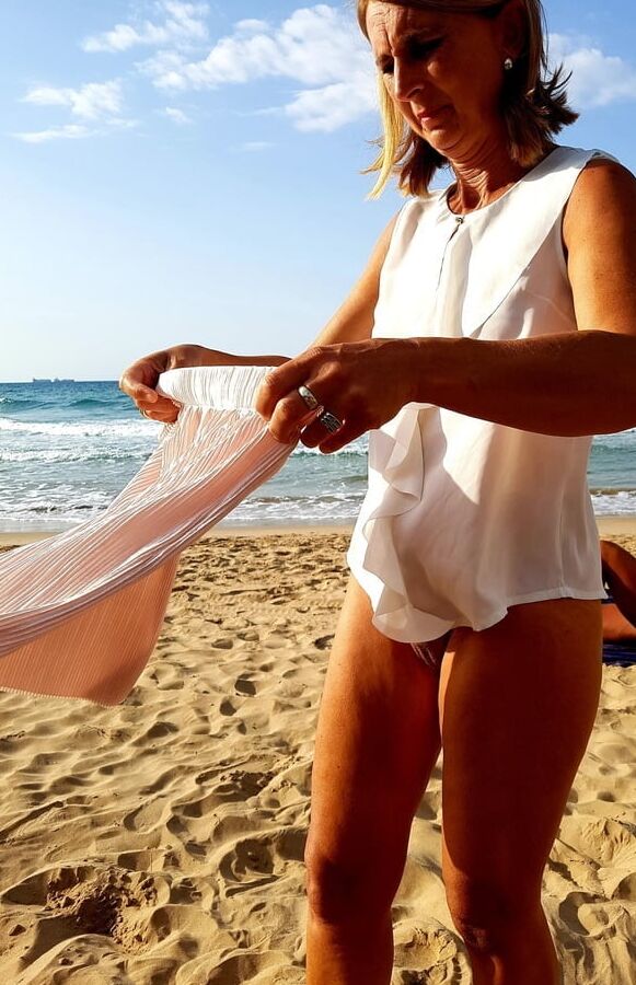Milfs in the open air!!!