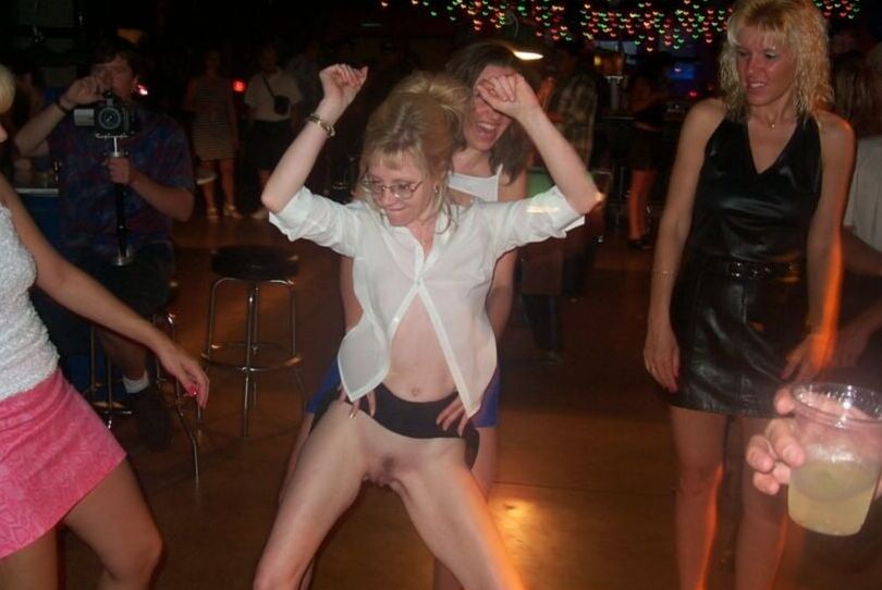 STRIPPERS RISKING GROPING AND TICKLING