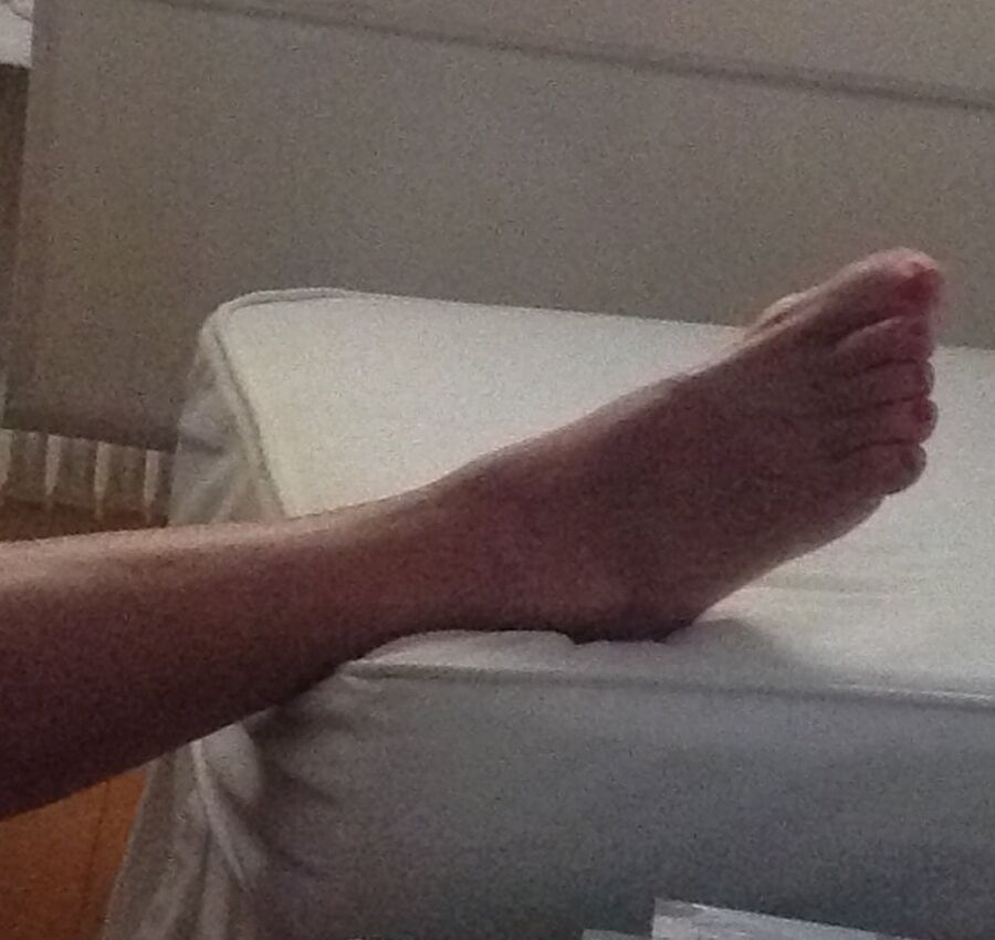 Piedi moglie e suocera mmmm