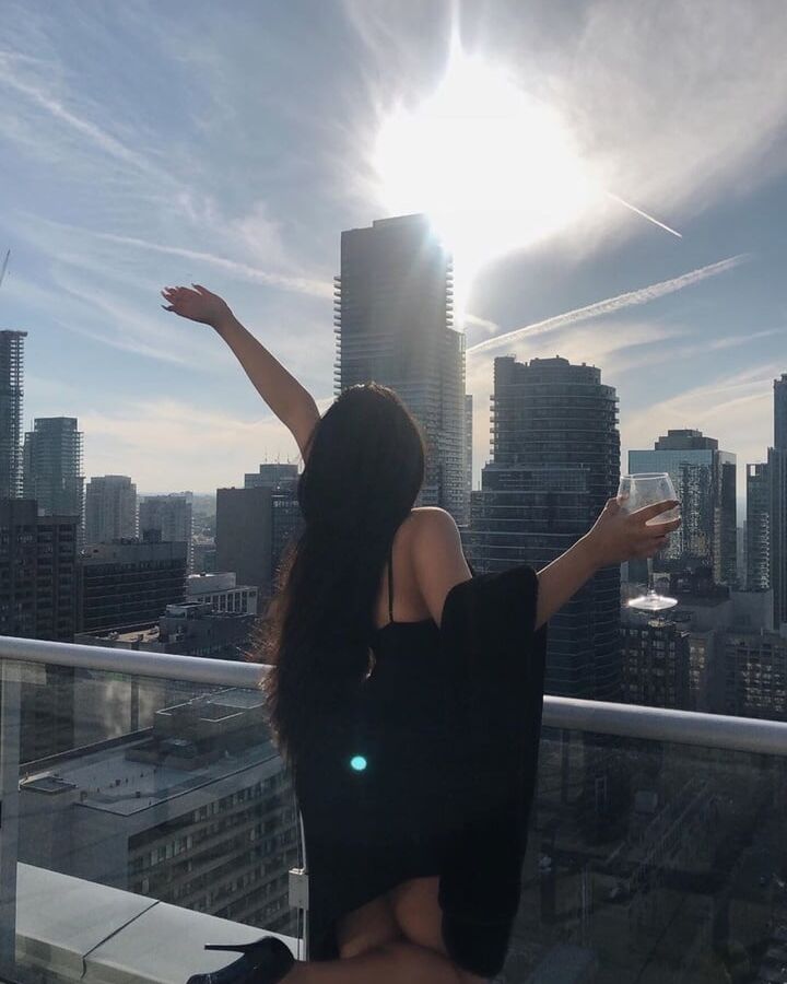 Sexy Busty Arab Loves Fucking