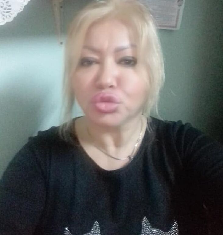 ROU ROMANIAN MILFS SLUT MOM IS A ESCORT IN THE US