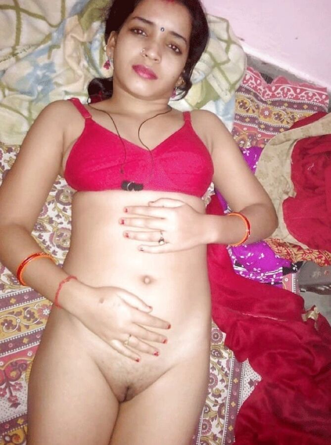 HOT AUNTY .