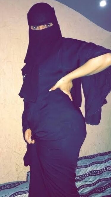 Sexy Hijabi Models