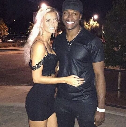 White Wives Don&;t Need Tinder
