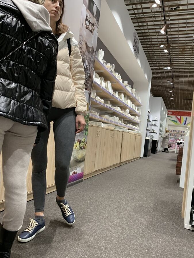 Two girls in leggings cameltoe
