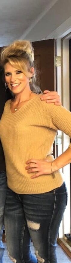 MOMS