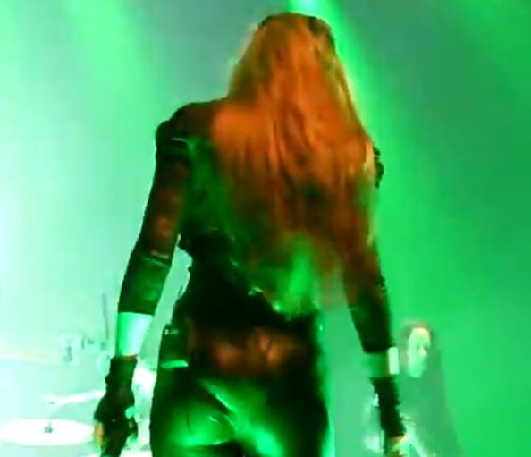 Elize Ryd jerk material