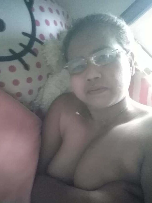 Janda tetek besar puki besar