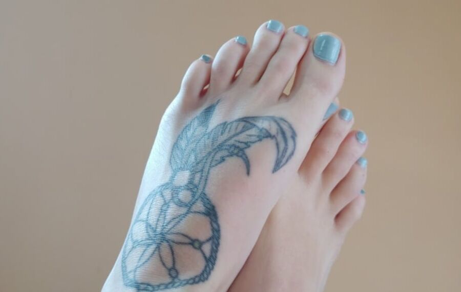 Legs, Feet &amp; Stockings