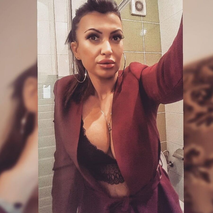 Bosnian Milf