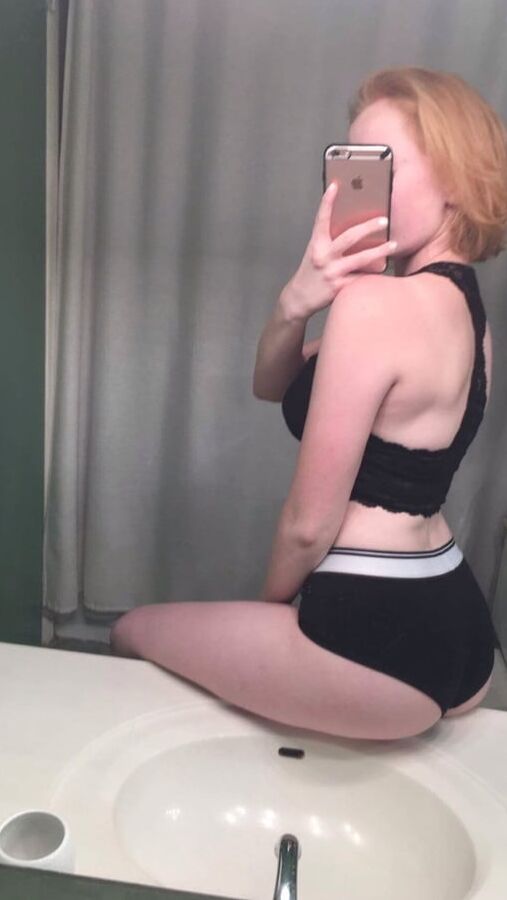 Hot redhead wants to fuck
