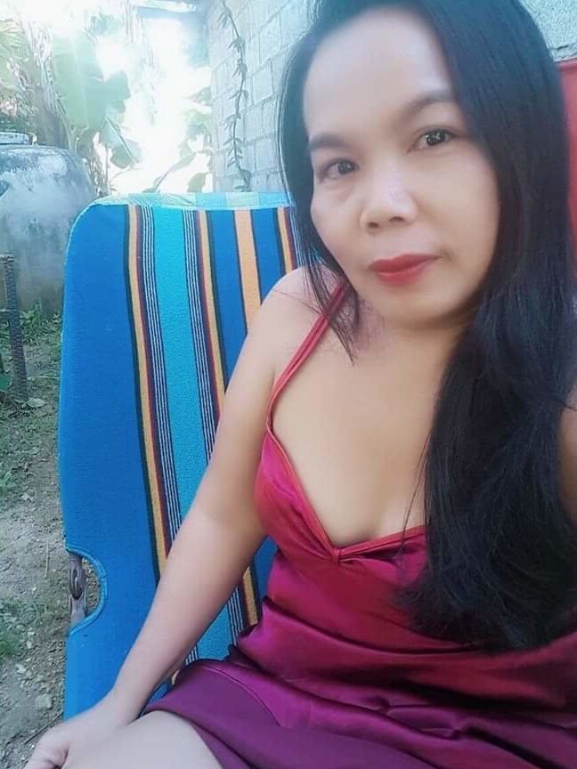 Ibu memakai baju tidur sexy